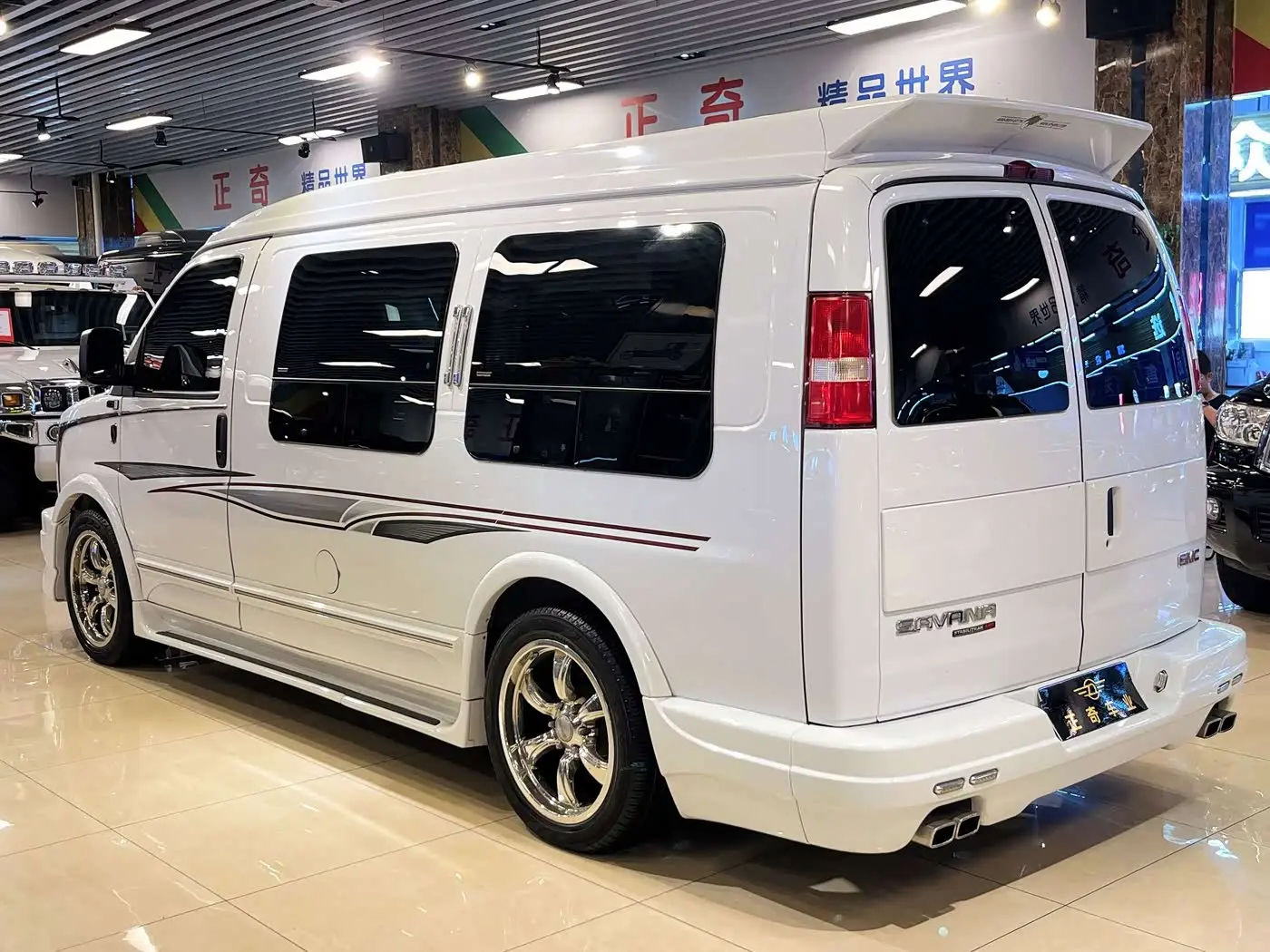 GMC Savana 2013 — Photo 5/20