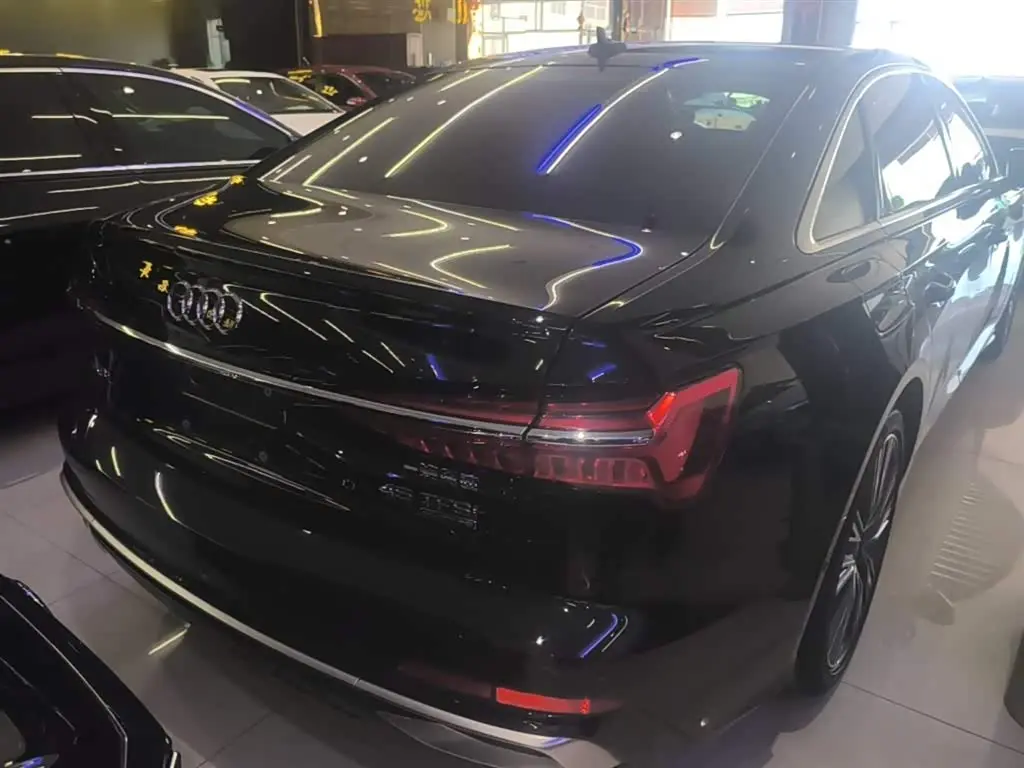 Audi A6L 2023 — Photo 6/20