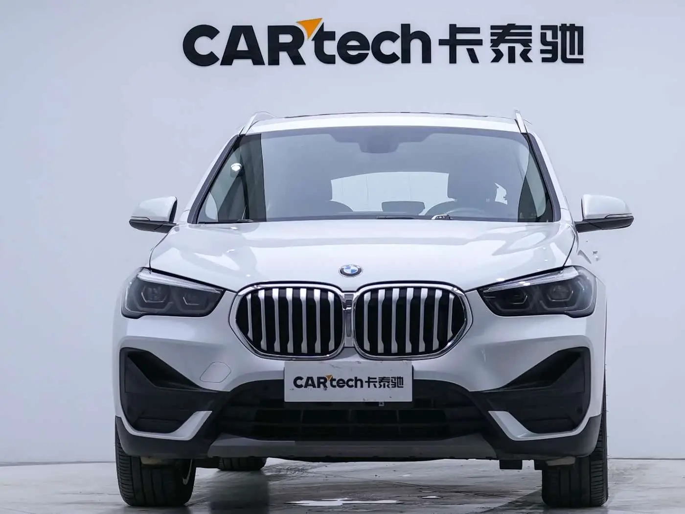 BMW X1 2022 — Фото 4/20