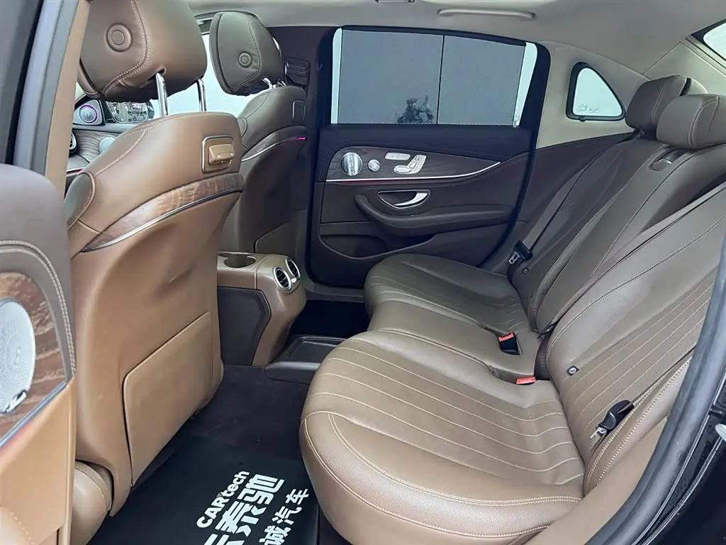 Mercedes-Benz E-Class 2020 — Şəkil 17/20
