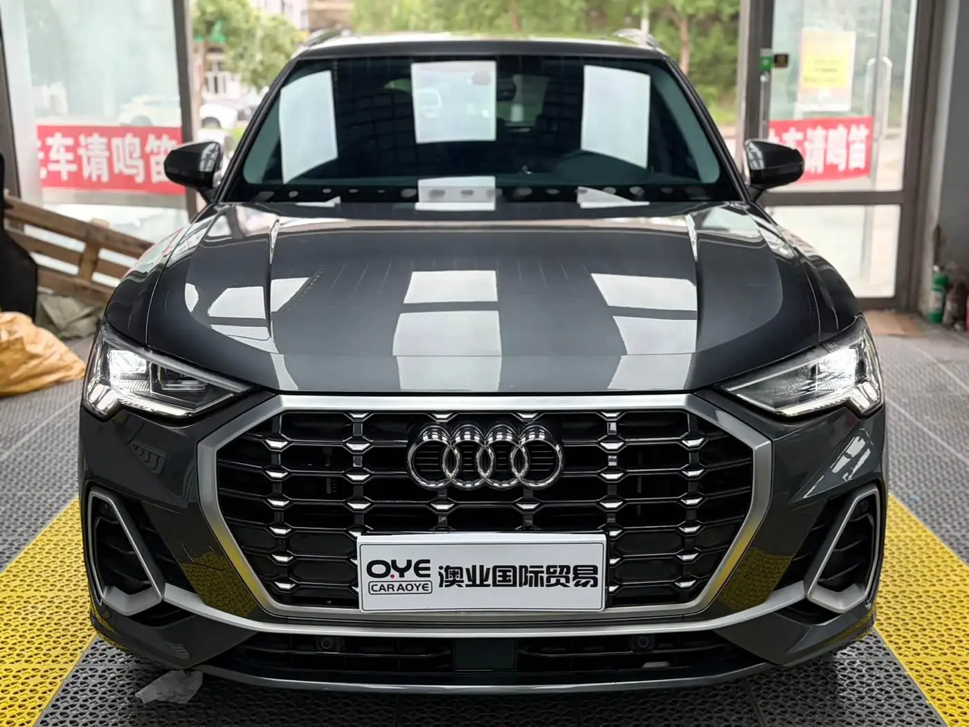 Audi Q3 2022 — Фото 2/20