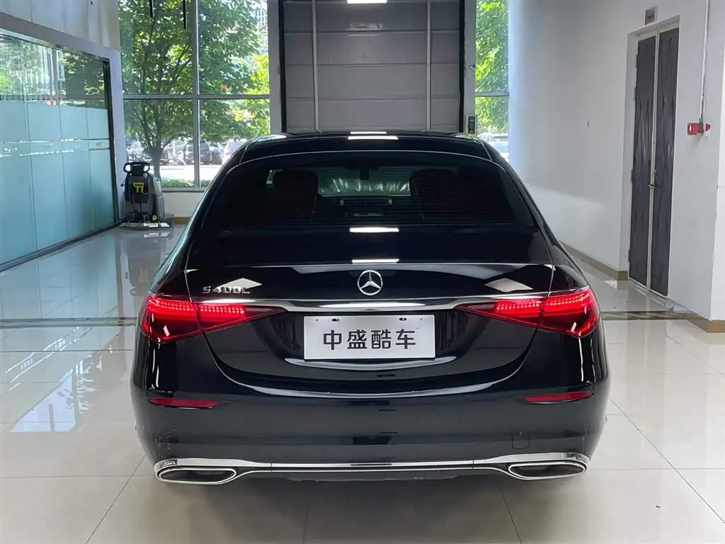 Mercedes-Benz S-Class 2023 — Photo 6/20
