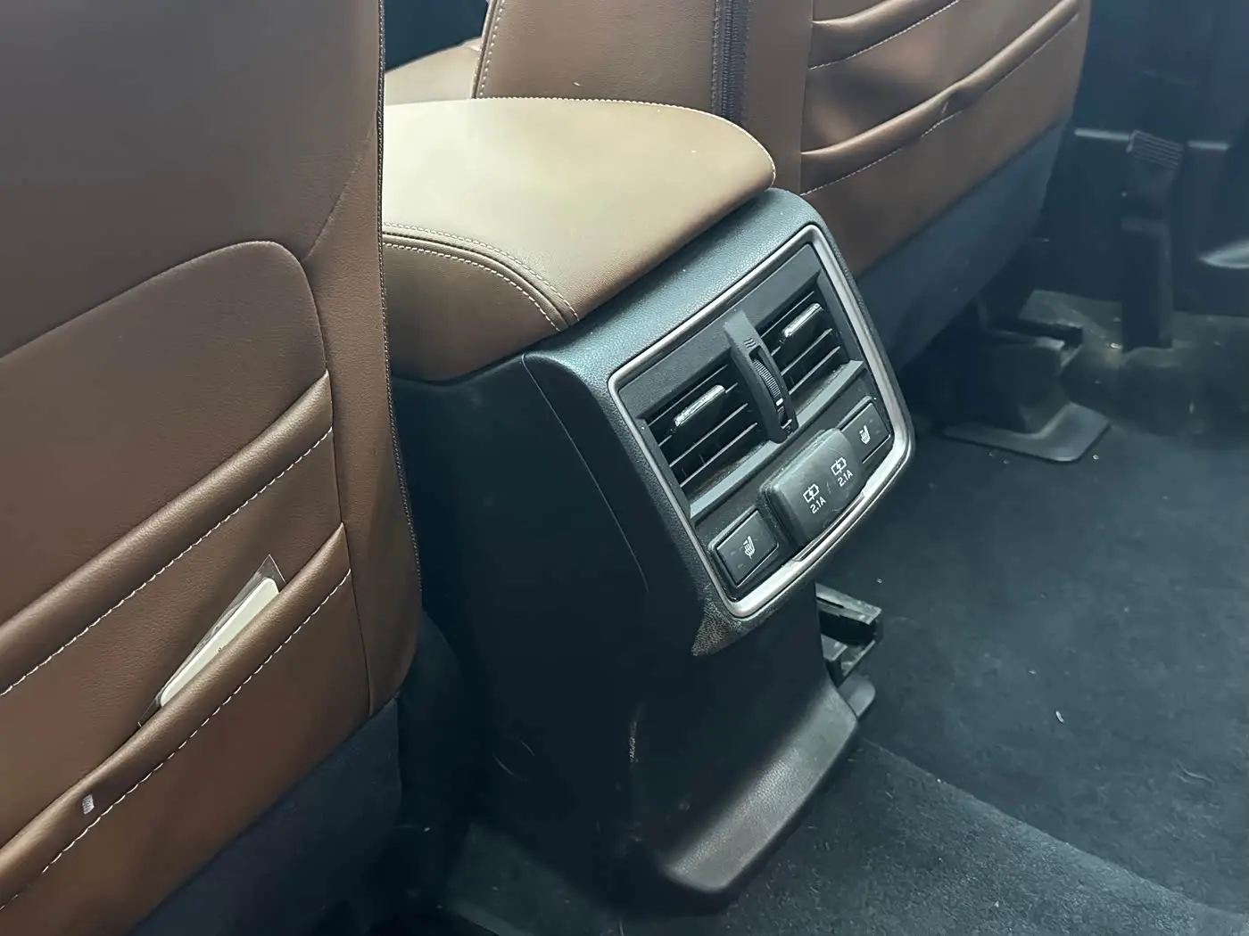 Subaru Forester 2019 — Şəkil 16/20