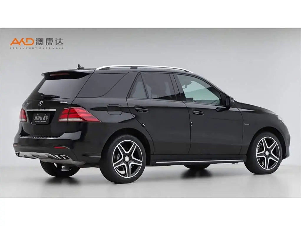 Mercedes-Benz GLE 2016 — Photo 3/10