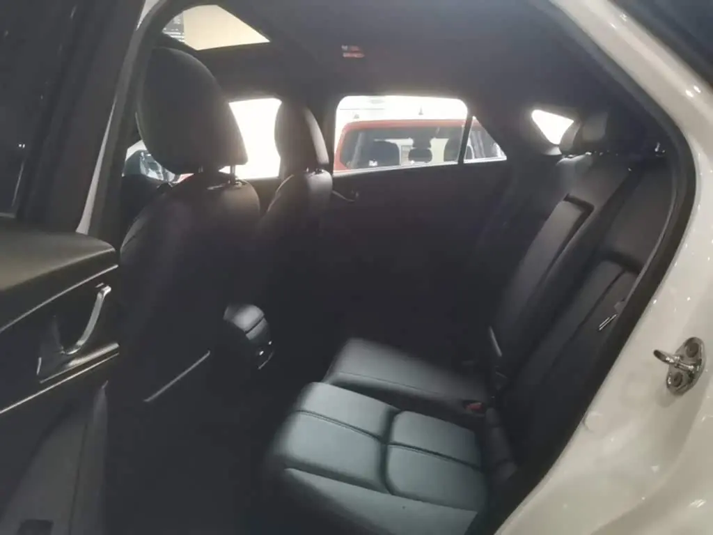 Mazda CX-4 2021 — Photo 17/20