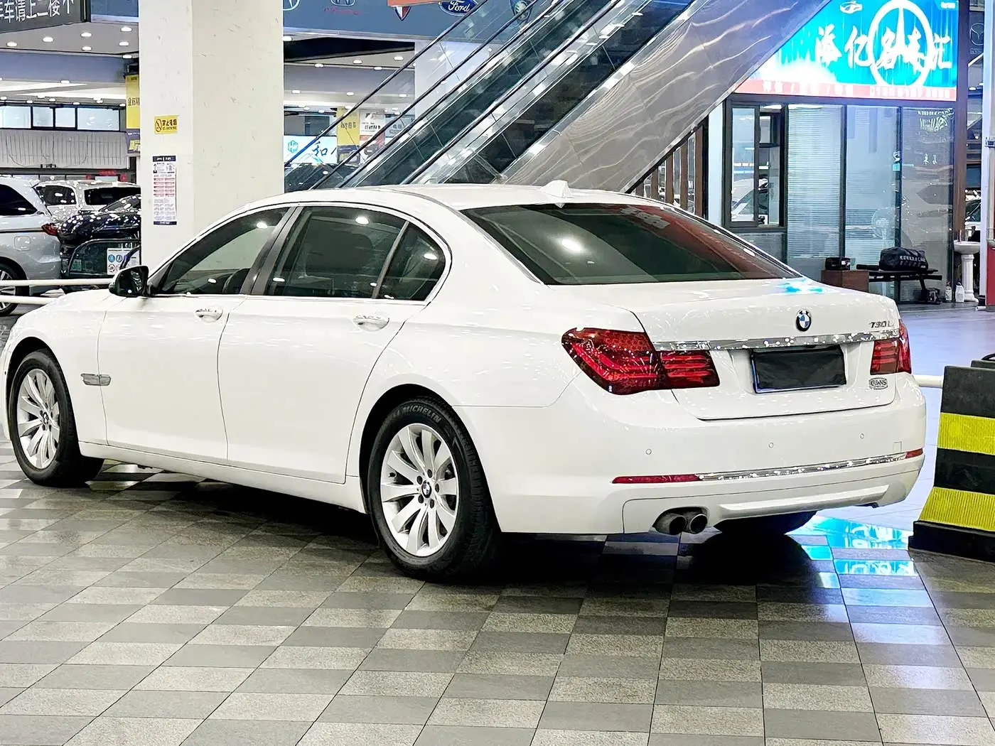 BMW 7 Series 2014 — Photo 4/13