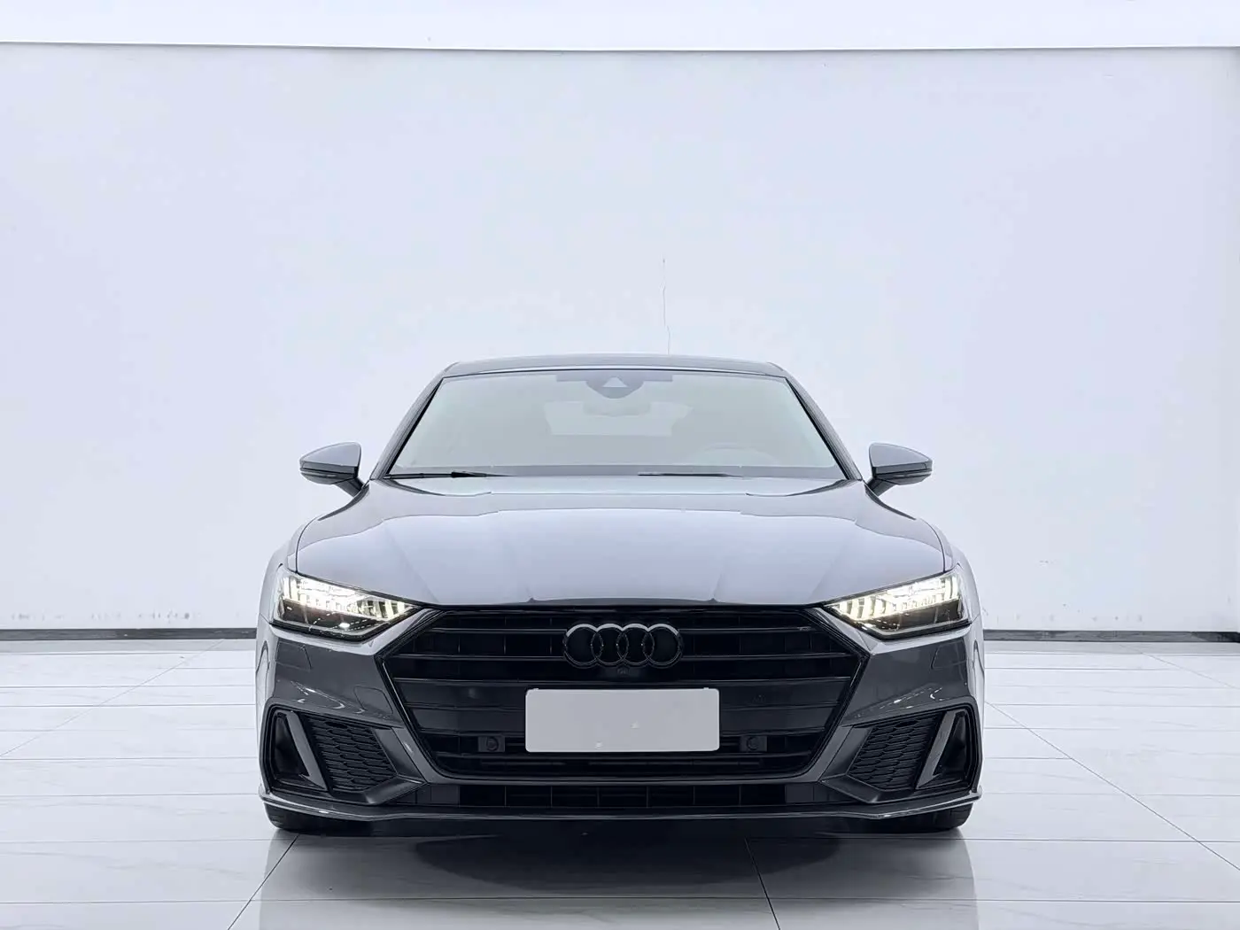 Audi A7 2023 — Фото 2/12
