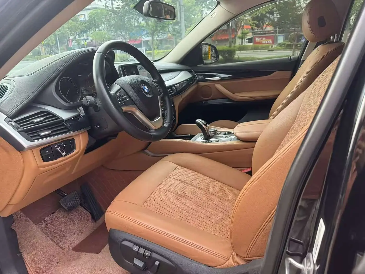 BMW X6 2017 — Photo 5/9