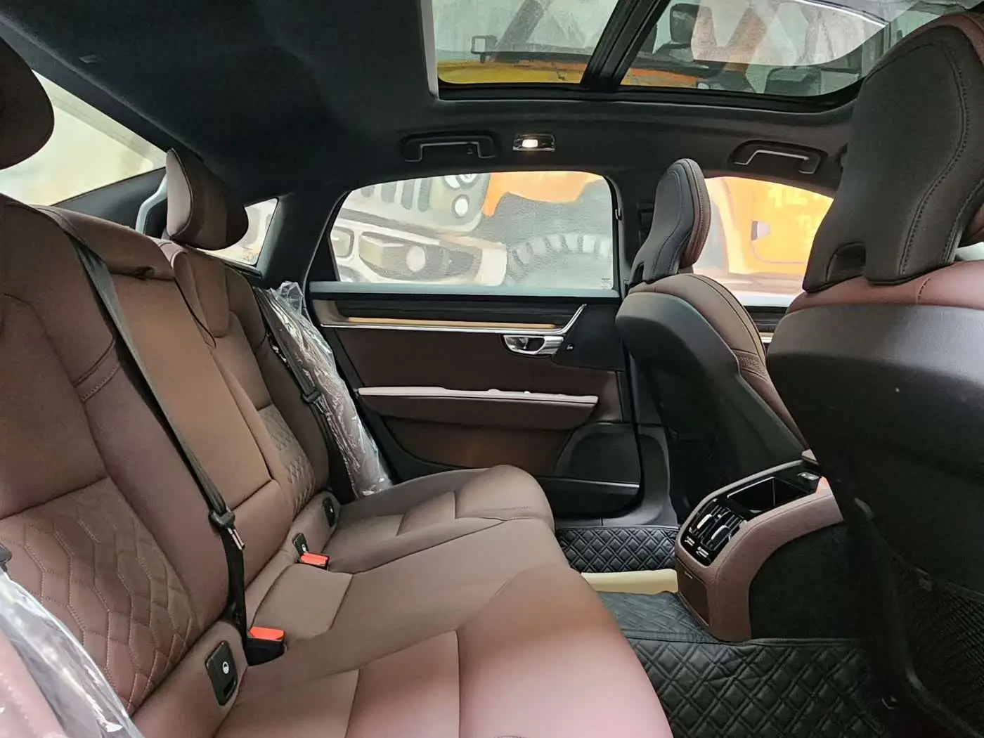 Volvo S90 2025 — Photo 10/10