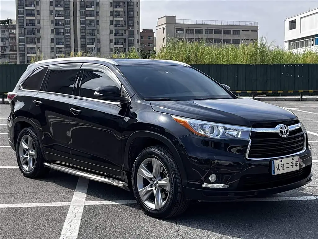 Toyota Highlander 2015 — Фото 4/20