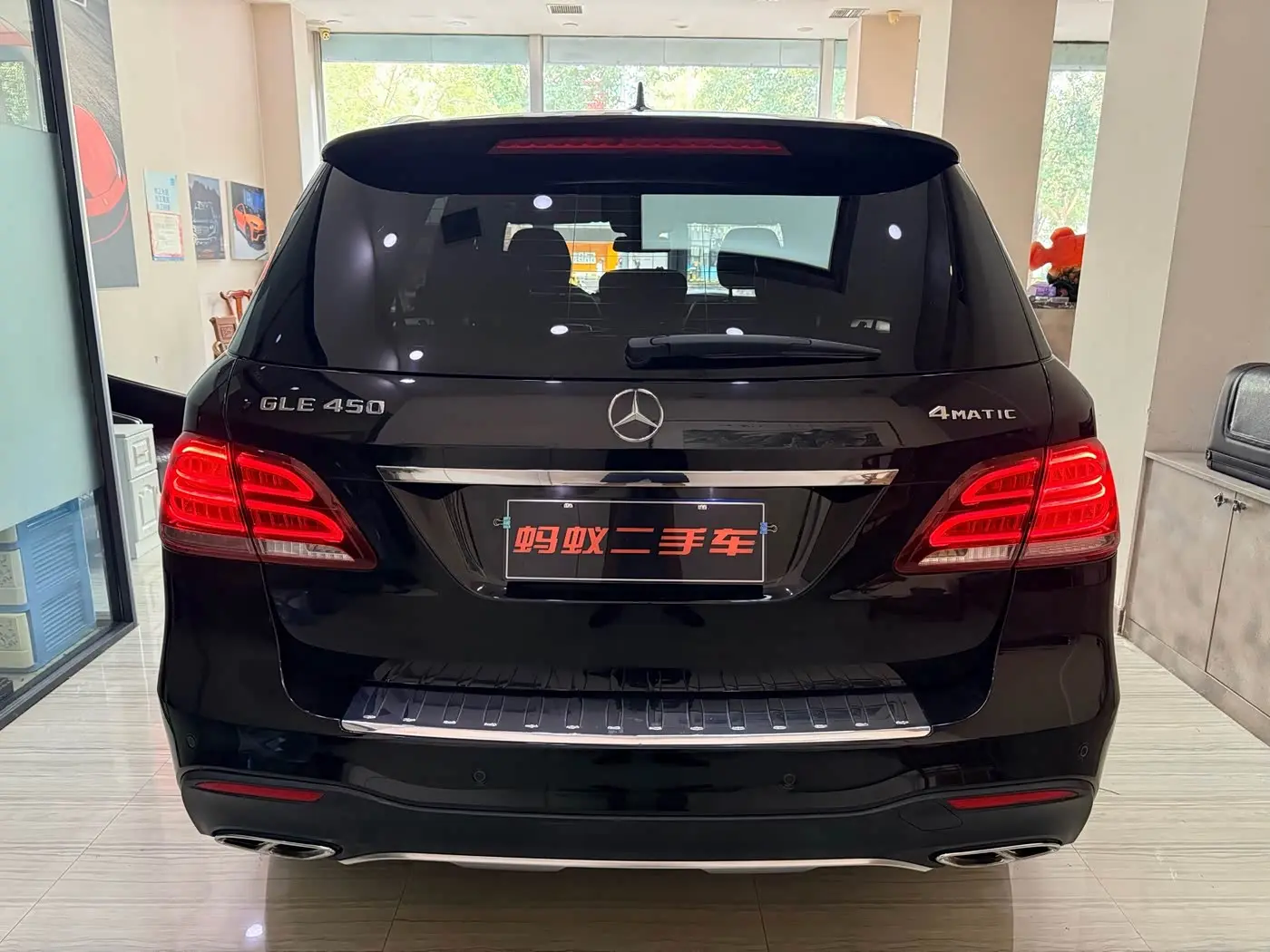 Mercedes-Benz GLE 2017 — Фото 6/20