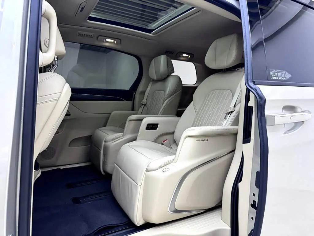 Buick GL8 2022 — Photo 12/20