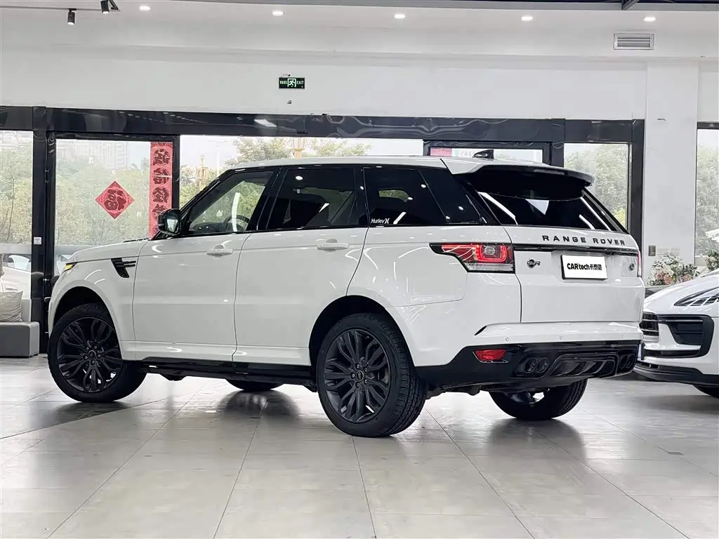 Land Rover Range Rover Sport 2017 — Photo 4/19