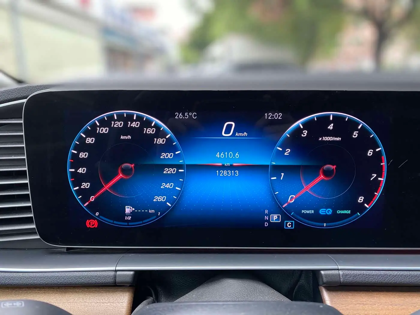 Mercedes-Benz GLS 2020 — Photo 16/20