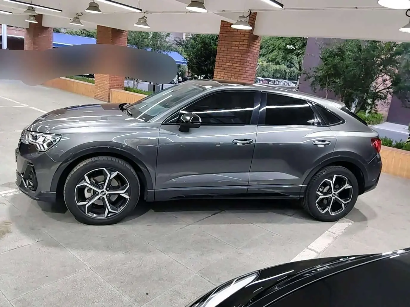 Audi Q3 Sportback 2022 — Фото 2/20