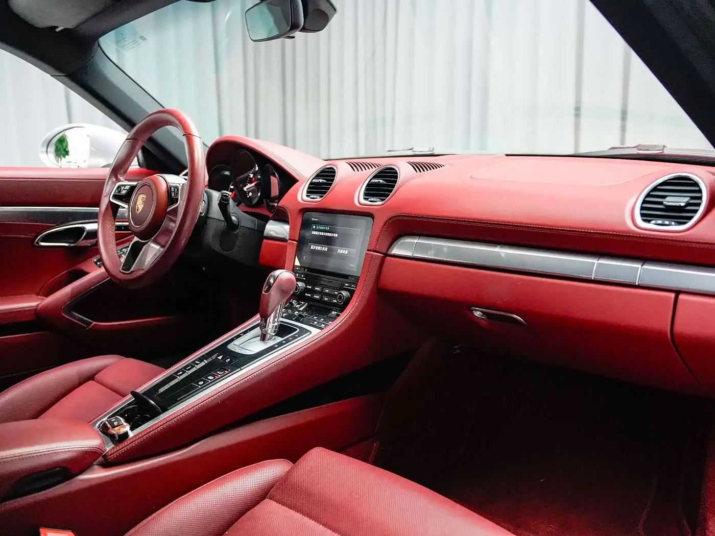 Porsche 718 2022 — Photo 19/20