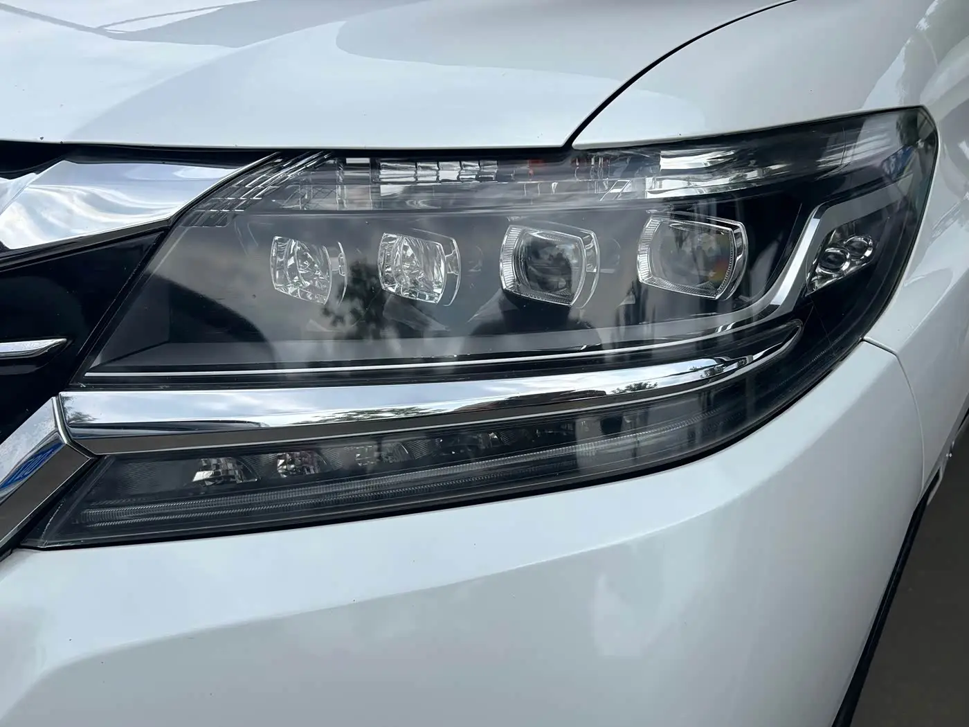 Honda Elysion 2018 — Photo 5/11