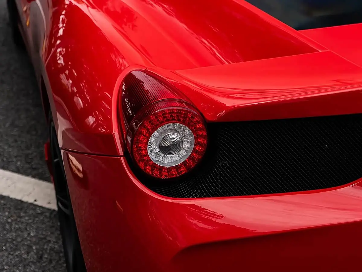 Ferrari 458 2016 — Фото 2/14