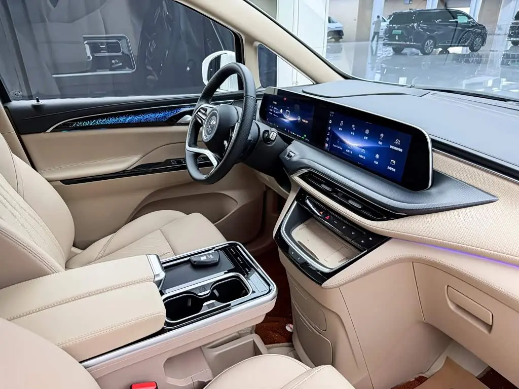 Buick GL8 New Energy 2025 — Photo 17/17
