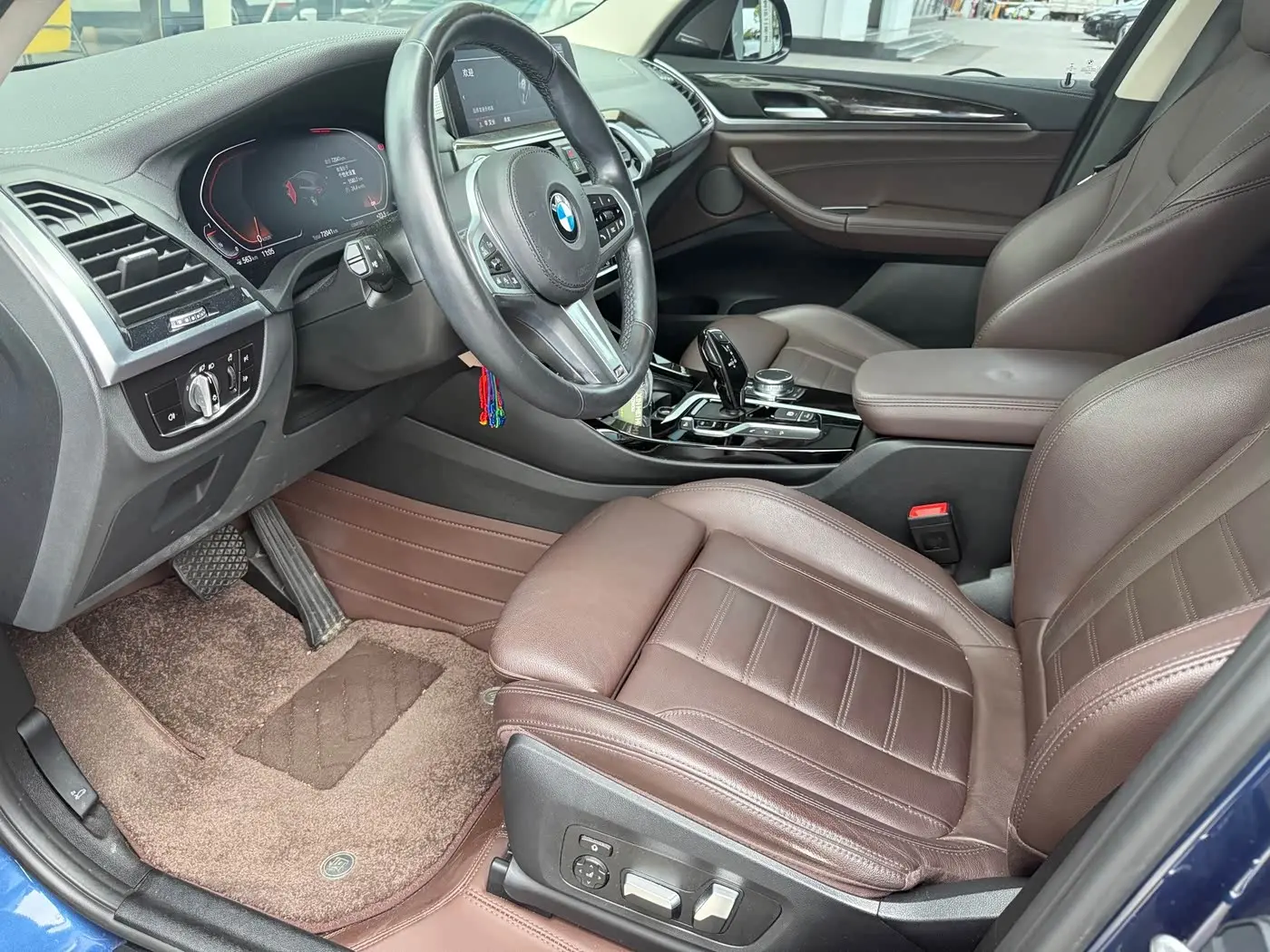 BMW X3 2021 — Photo 7/14