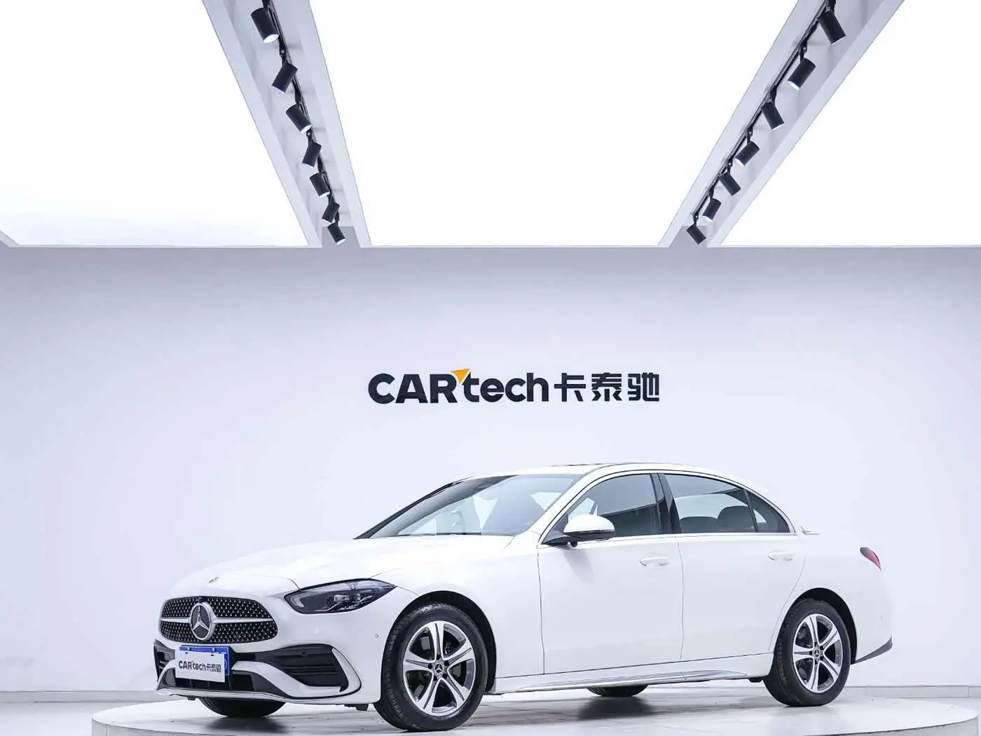 Mercedes-Benz C-Class 2022 — Фото 1/20