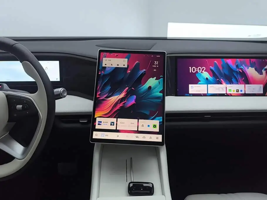 Geely Galaxy Galaxy L7 2024 — Фото 13/16