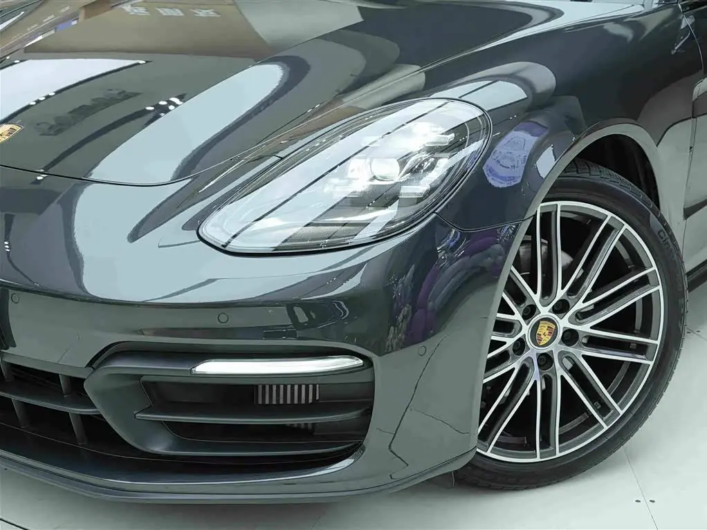 Porsche Panamera 2022 — Photo 18/20