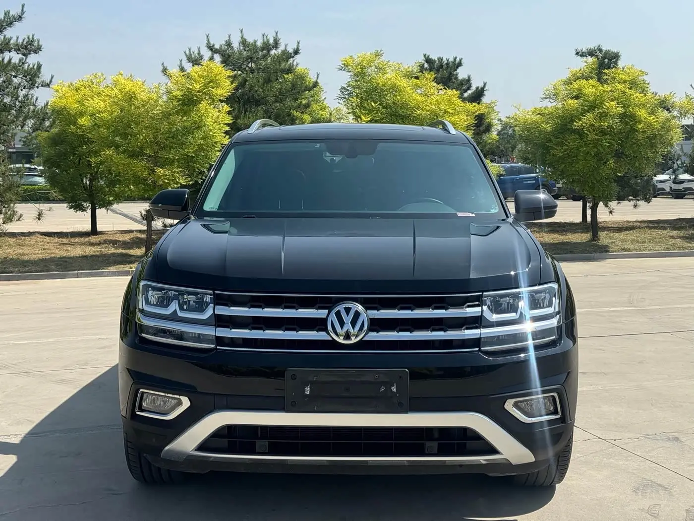Volkswagen Teramont 2019 — ფოტო 2/20