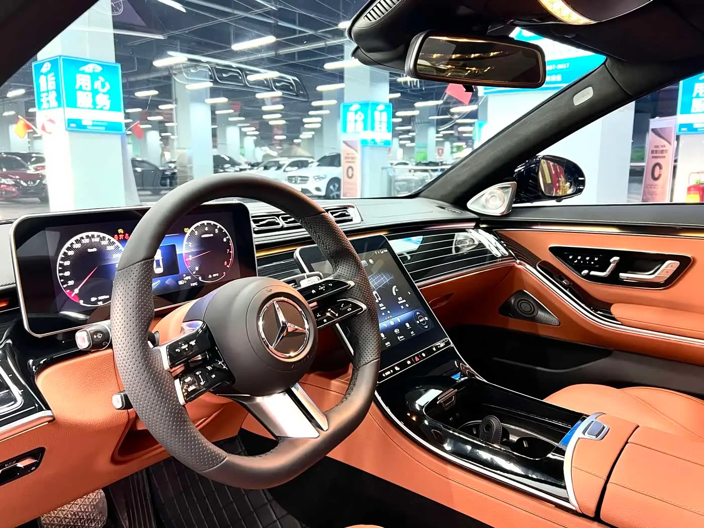 Mercedes-Benz S-Class 2014 — Photo 5/17