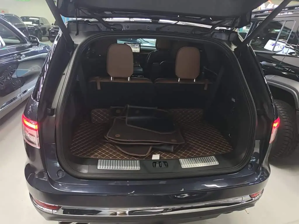 Lincoln Aviator 2020 — Şəkil 19/20