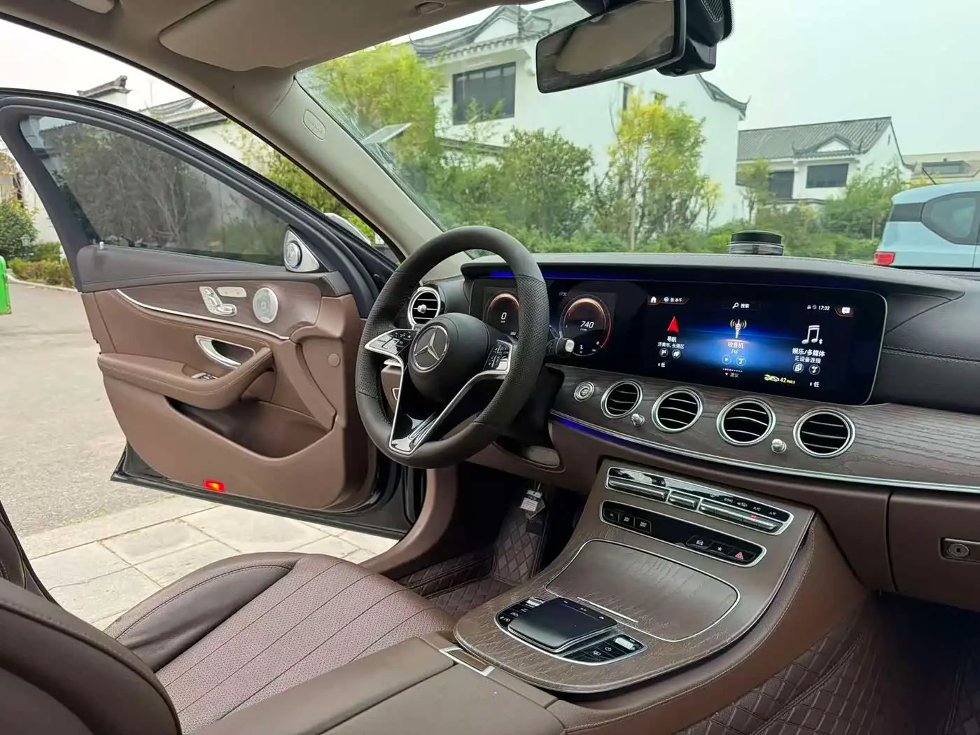 Mercedes-Benz E-Class 2021 — Şəkil 5/13