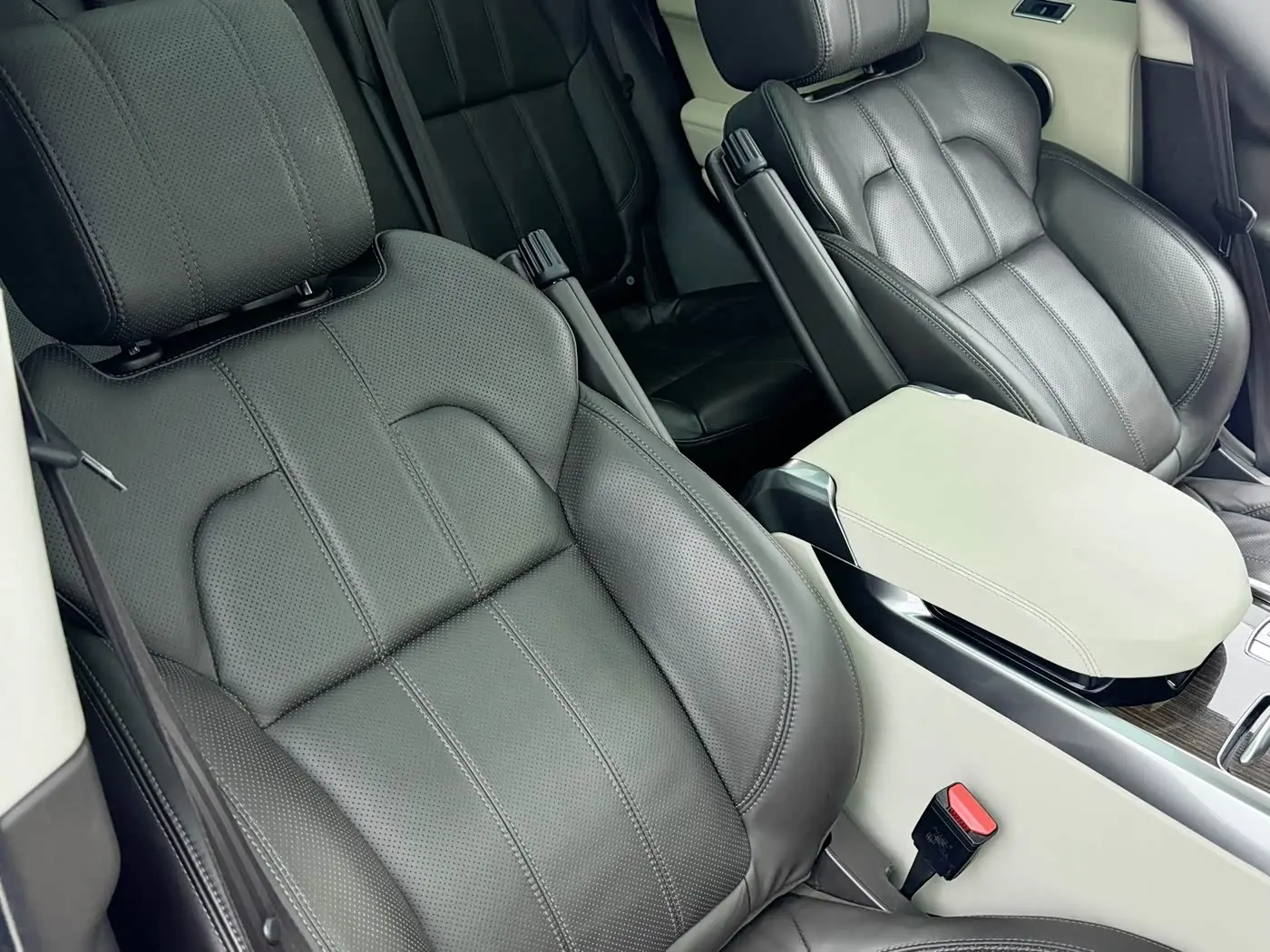 Land Rover Range Rover Sport 2014 — Photo 14/20