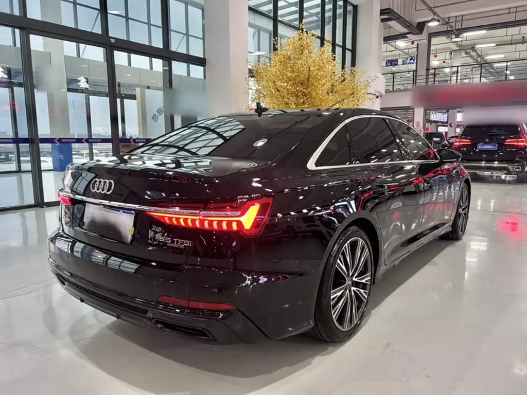 Audi A6L 2020 — Photo 14/20