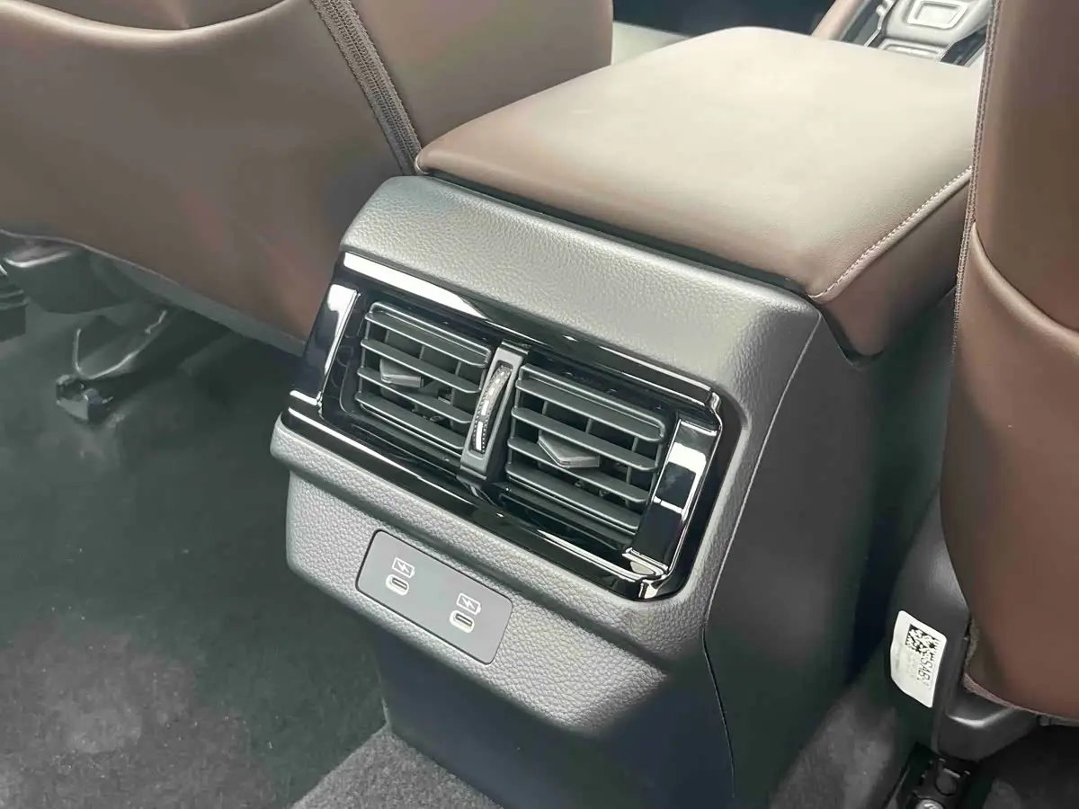Honda Inspire Hybrid 2026 — Фото 12/14