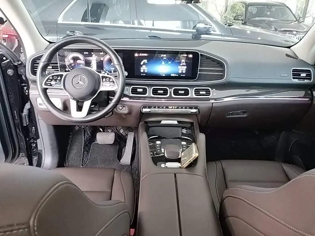 Mercedes-Benz GLE 2020 — Фото 10/20