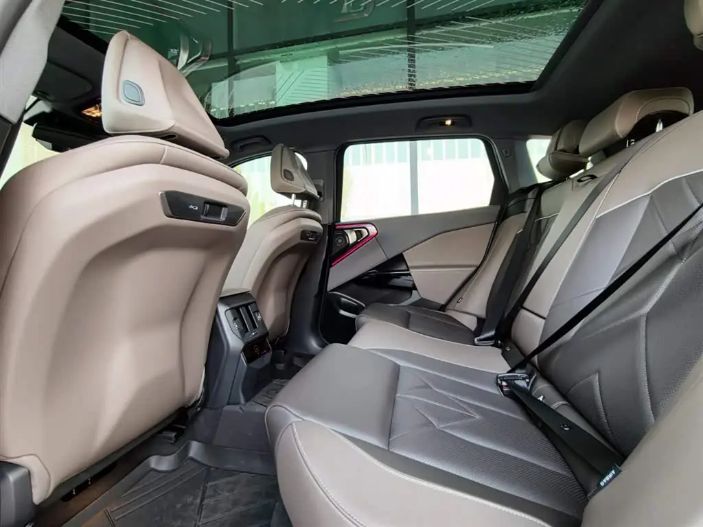 BMW X3 2025 — Фото 13/19