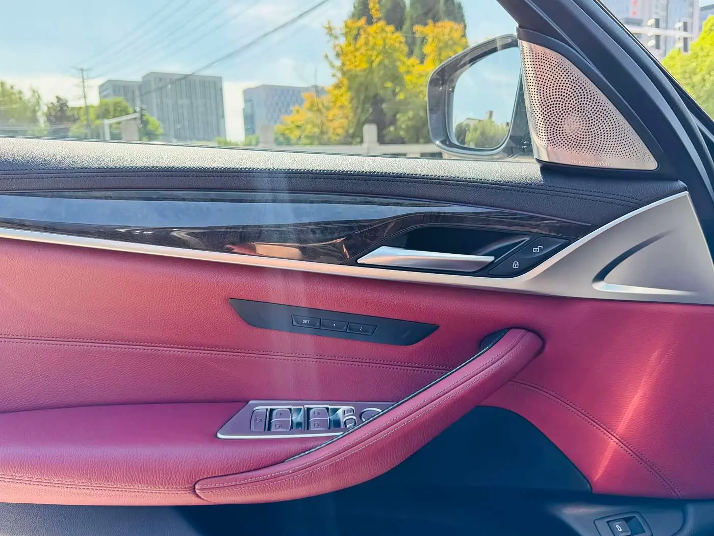 BMW 5 Series 2019 — Şəkil 15/18