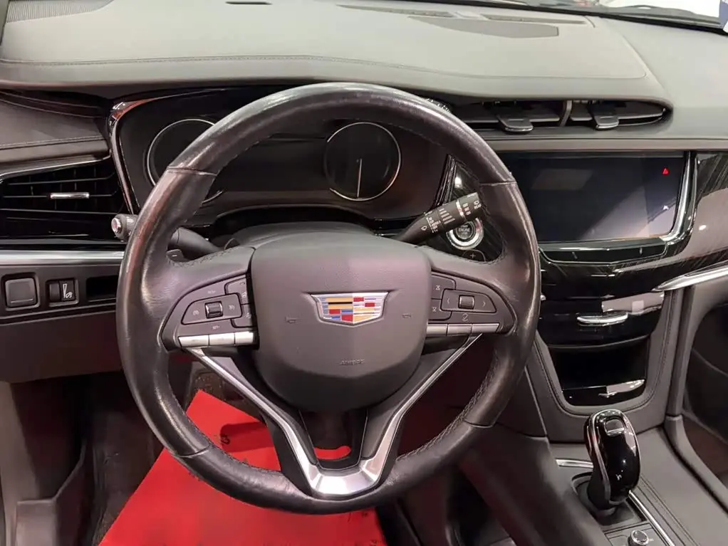 Cadillac XT6 2020 — Photo 3/14