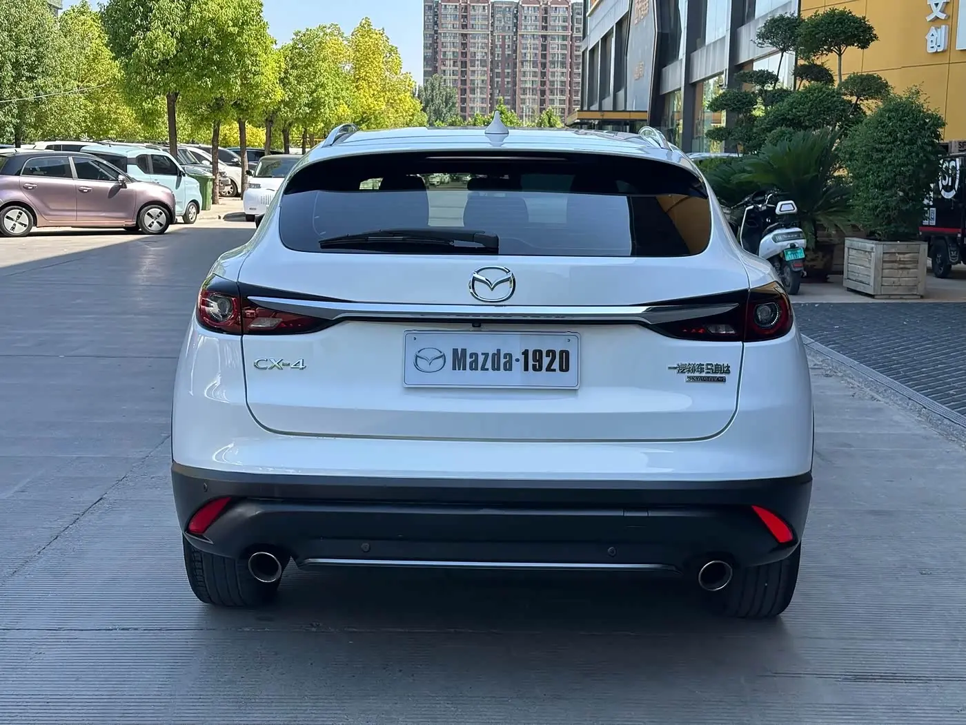 Mazda CX-4 2019 — Photo 7/20