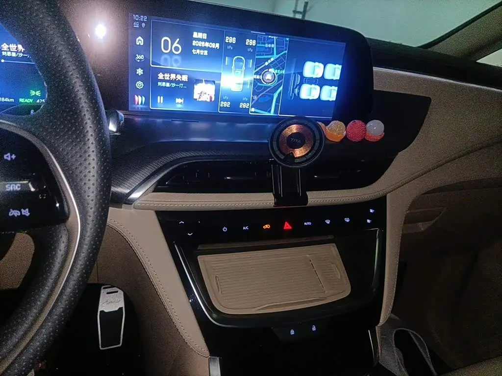 Buick GL8 New Energy 2025 — Şəkil 9/20