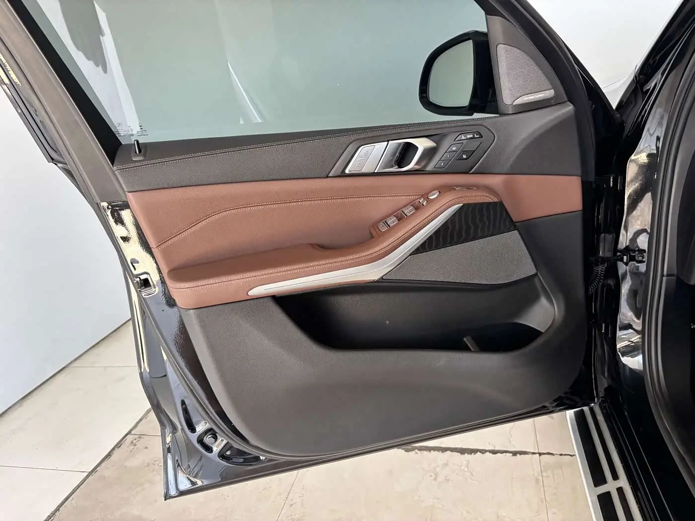 BMW X7 2021 — Photo 10/20