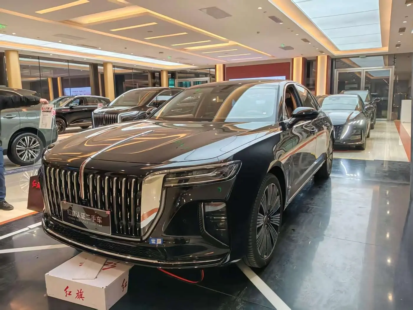 Hongqi H9 2024 — Photo 1/9
