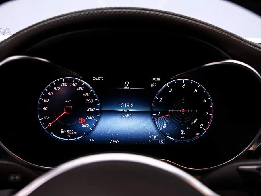 Mercedes-Benz GLC 2022 — Photo 6/20
