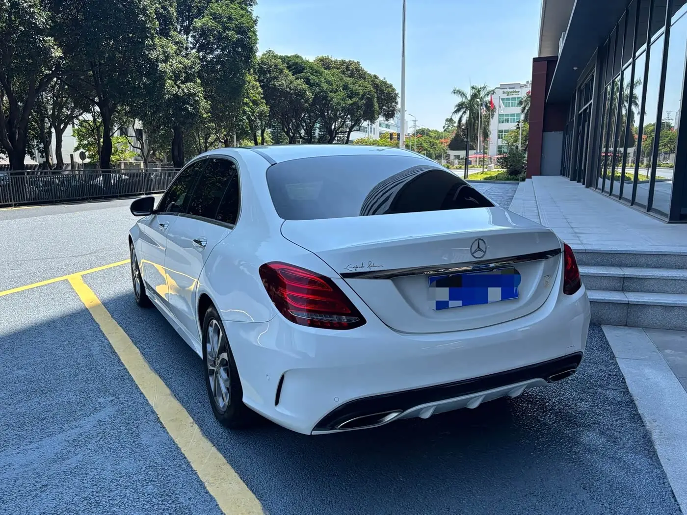 Mercedes-Benz C-Class 2018 — Şəkil 7/9
