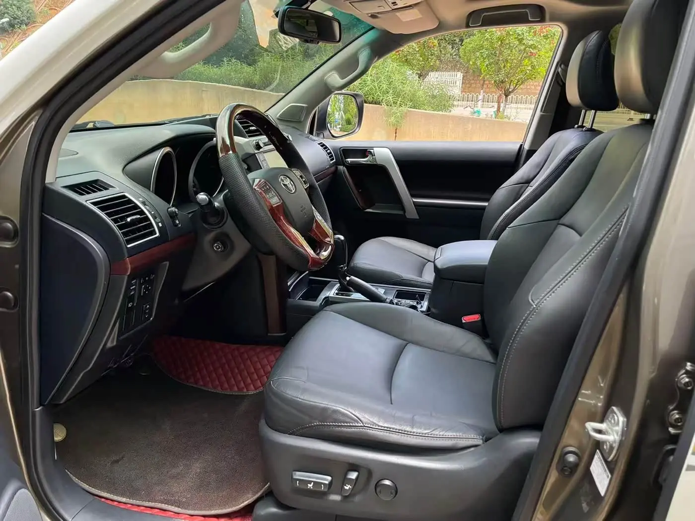 Toyota Prado 2014 — Şəkil 7/16