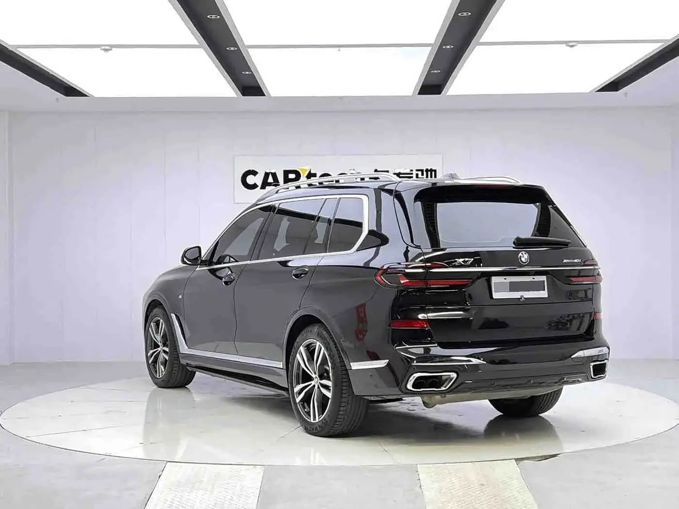 BMW X7 2023 — Фото 3/20