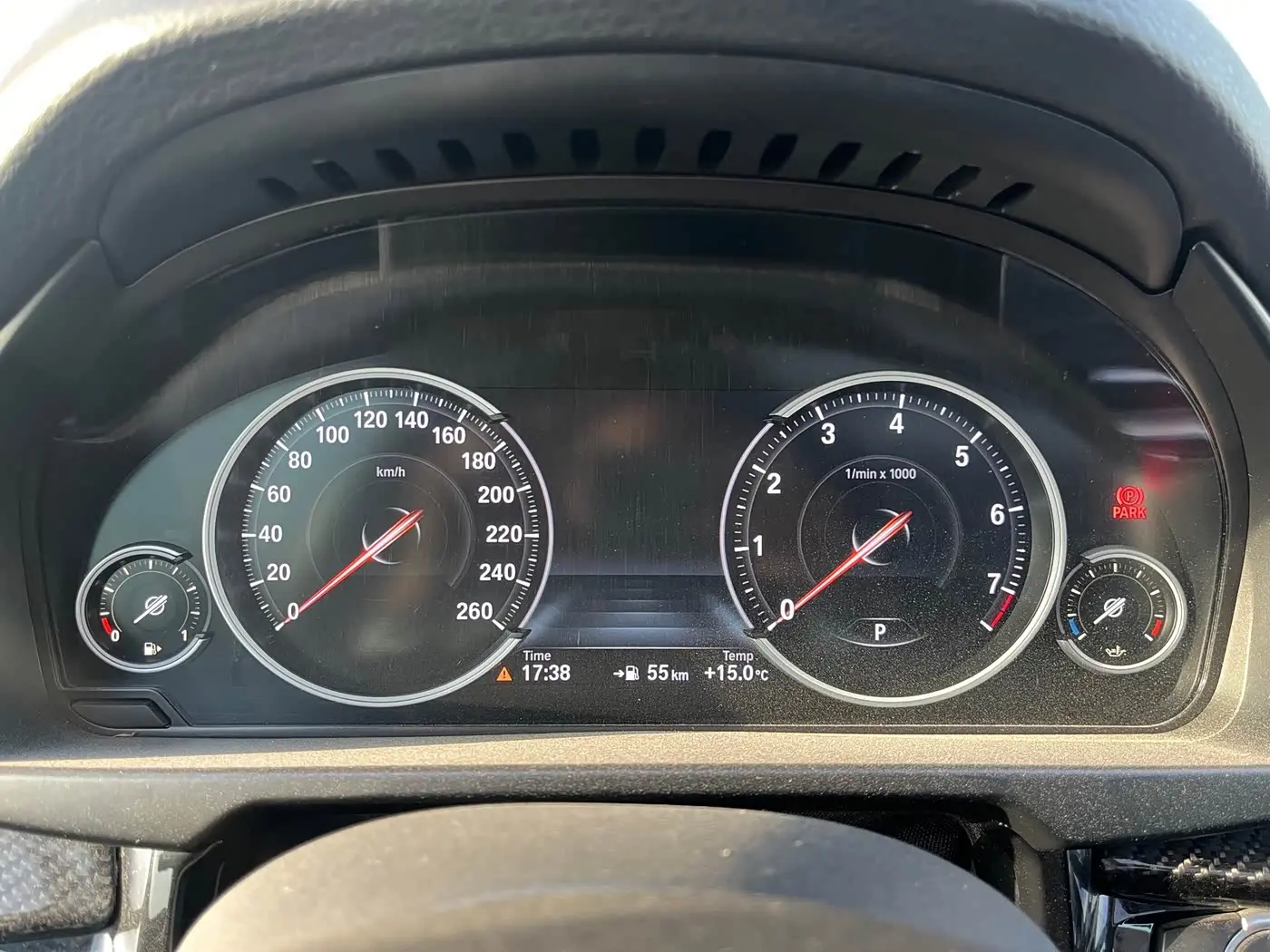 BMW X5 2018 — Şəkil 8/17