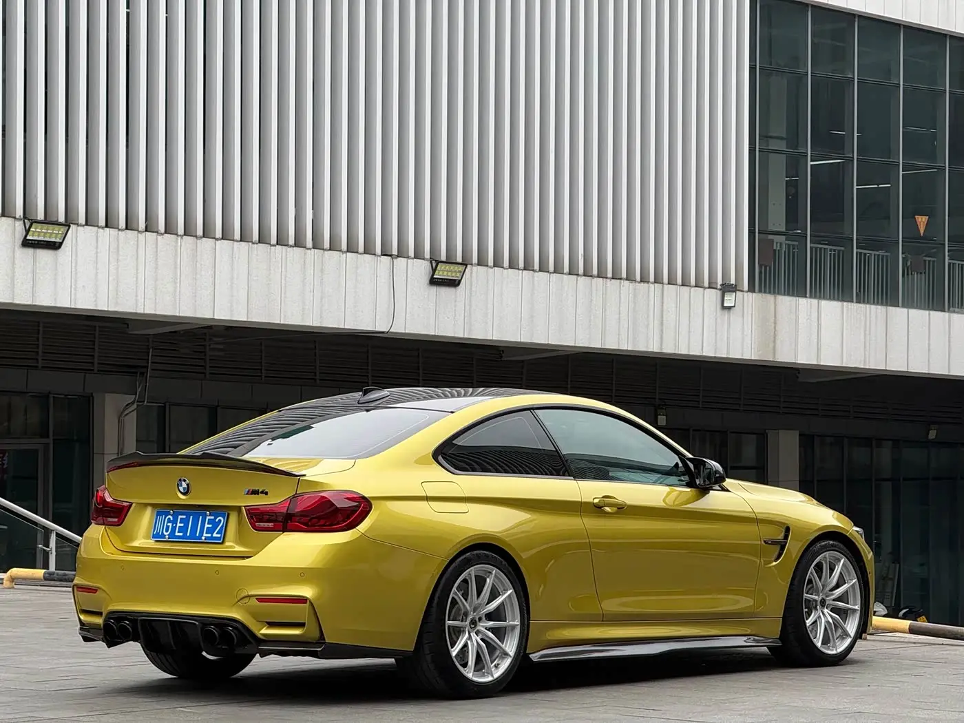 BMW M4 2017 — Photo 9/18