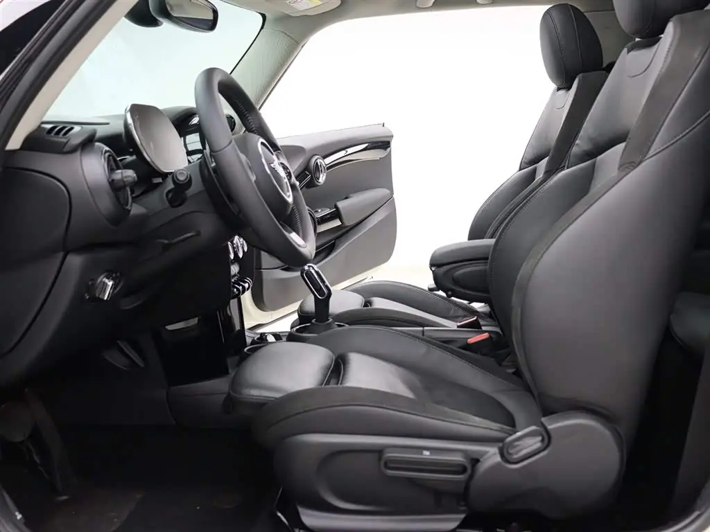 MINI MINI 2022 — Photo 2/20