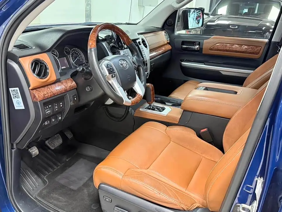 Toyota Tundra 2015 — Photo 13/20